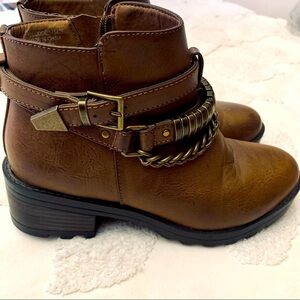 Atmosphere faux leather ankle booties size 6